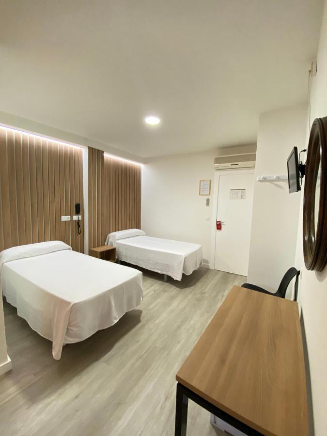 Hotel Victoria Centro Almunecar Luaran gambar