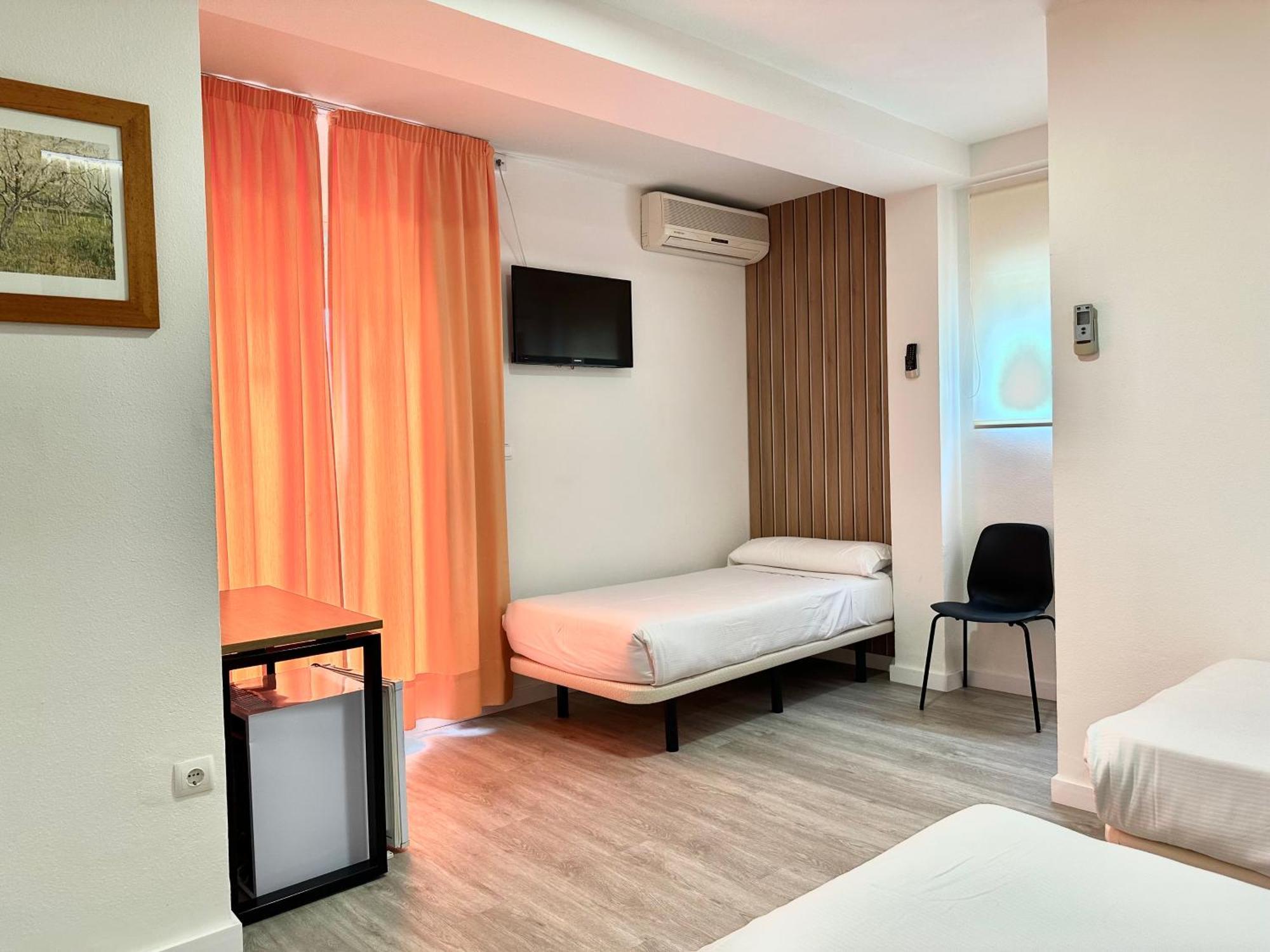 Hotel Victoria Centro Almunecar Luaran gambar